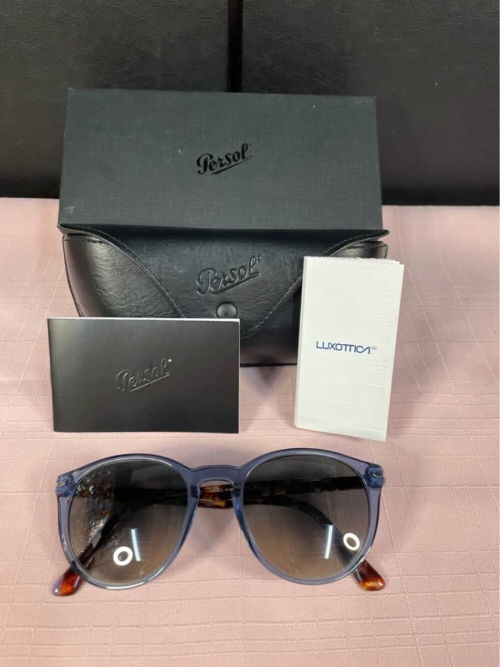Persol PO3152S Sunglasses Like New